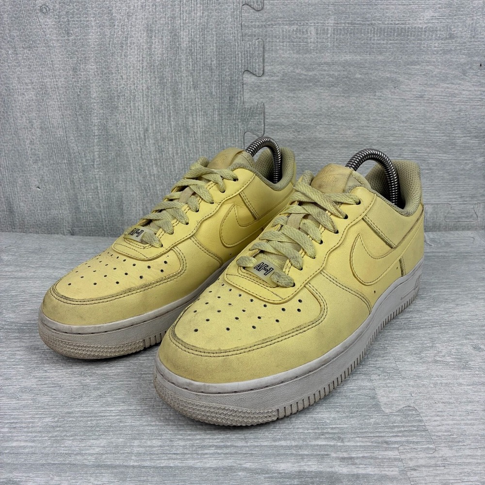 Nike Air Force 1 Essential Bicycle Yellow Shoes Sneakers Women's 7 AO2132-701